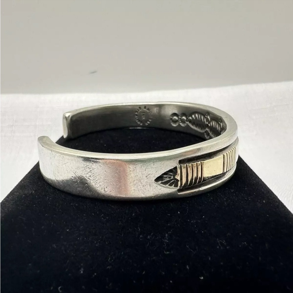 Vintage Bruce Morgan 14k Gold & Sterling Silver Navajo Etched Cuff Bracelet - Picture 3 of 8
